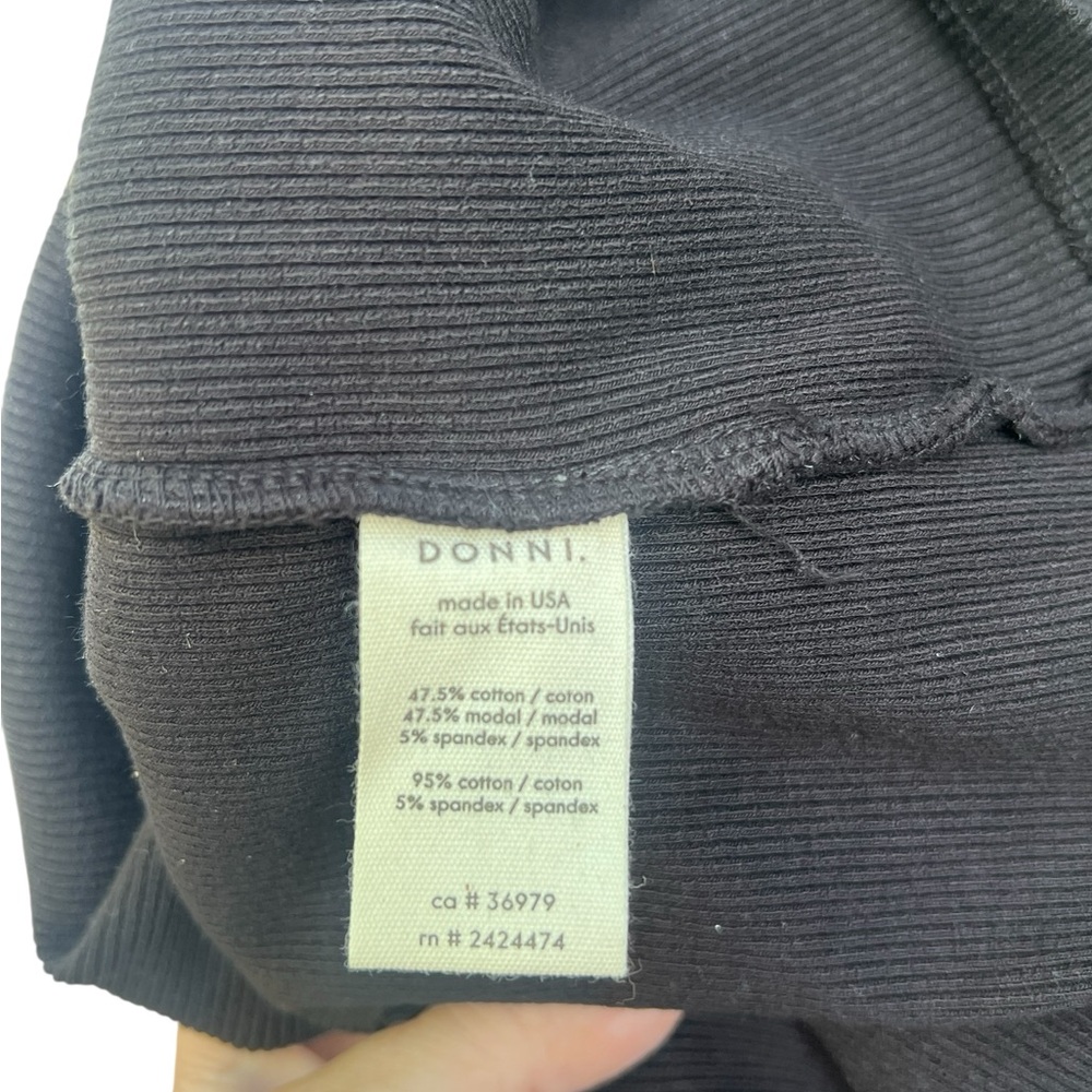 DONNI. Black Ribbed Turtleneck Top - Picture 7 of 7